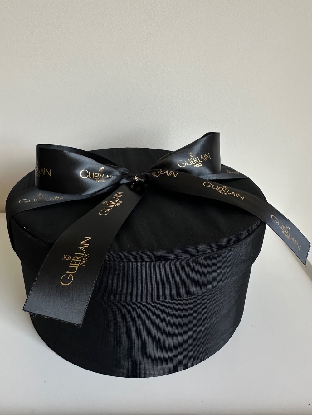 GUERLAIN Paris Round Storage Box Black Moire Fabric Ribbon Bow Gold Foil